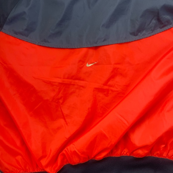 Nike Men’s Windrunner Jacket Size Medium - Picture 9 of 9